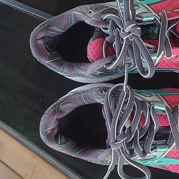Ravenna 7 Brooks Athletic Shoes, W Sz 7 - Picture 4 of 9